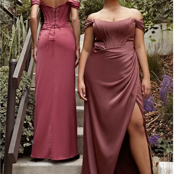 Mia Bella Couture “Sofia” Navy Gown - Picture 6 of 7